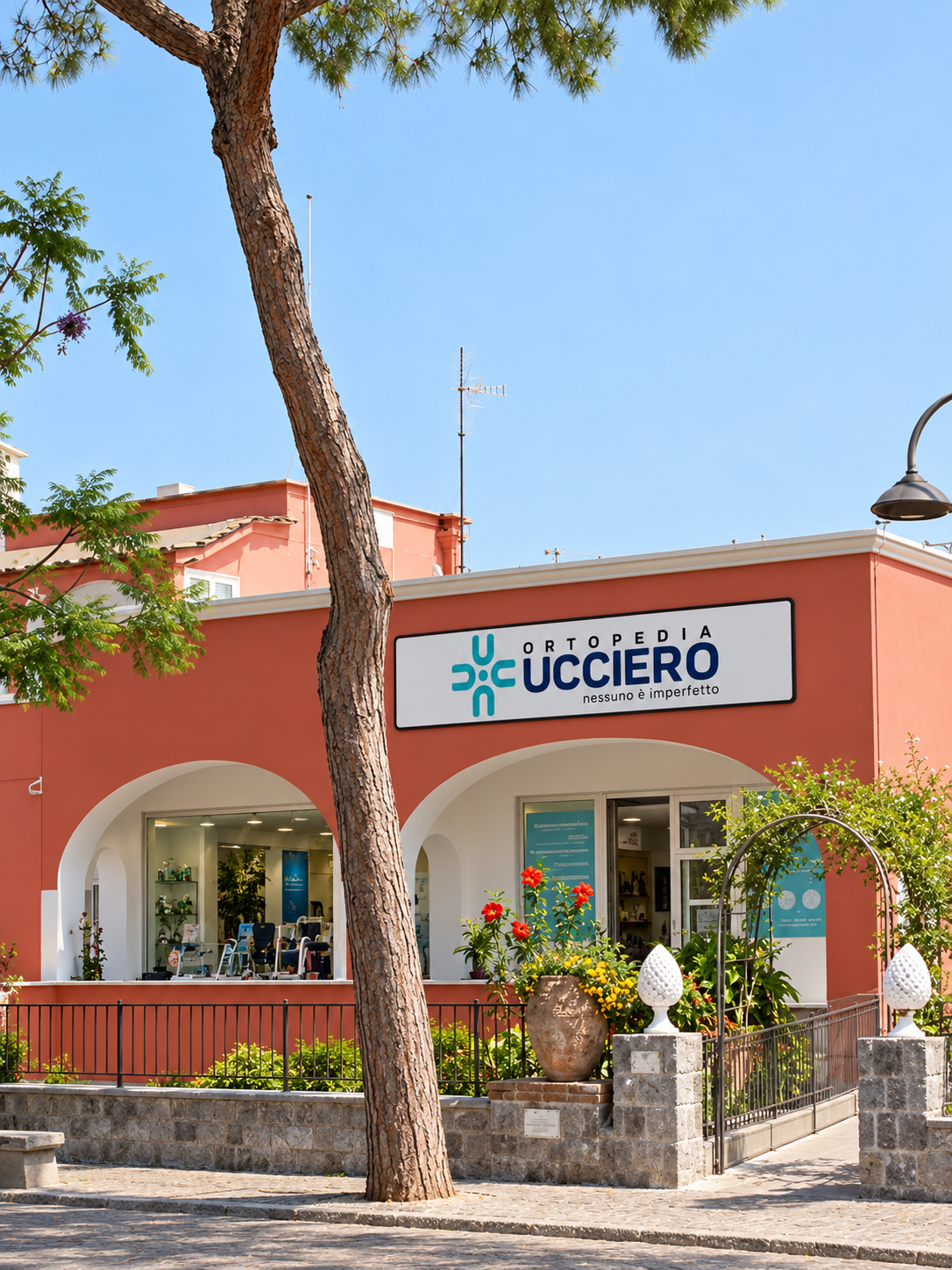 Spazio riservato alla fotografia reale della sede Ortopedia Ucciero di Ischia